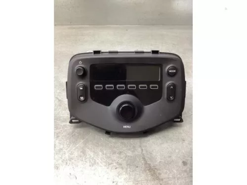 Radio-8196692 (20853125)