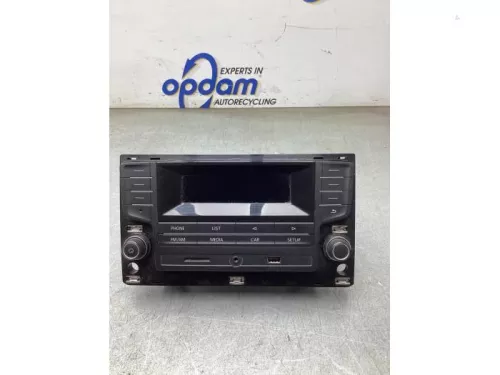 Radio-8270114