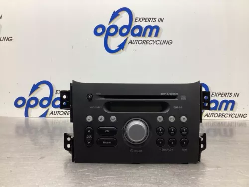 Radio-7987636 (18094717)