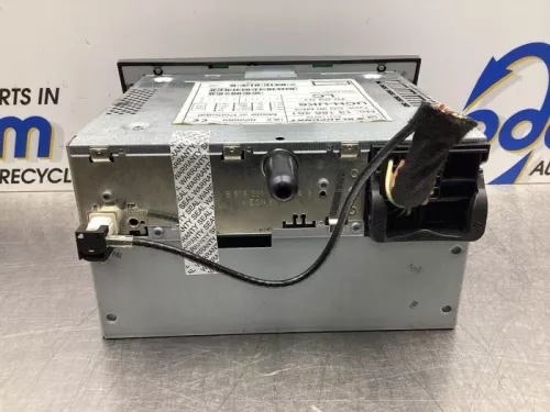Radio-7611086 (18353676)