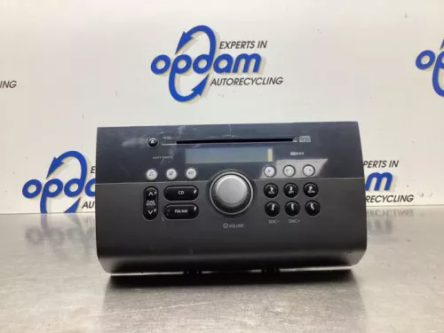 Radio-8051062