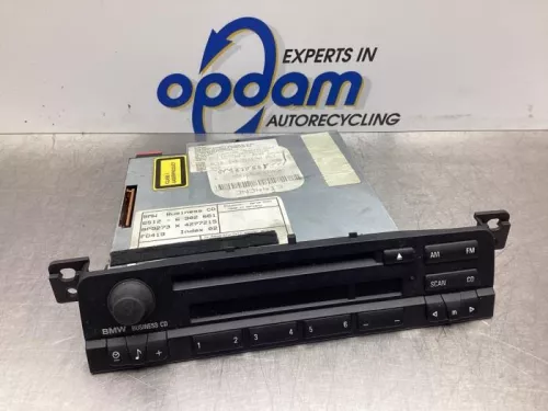 Radio-7987006 Radio-7987006