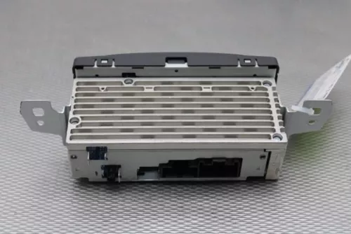 Radio-6498507 (16022646)