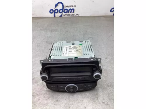 Radio-8259530 (22323035)