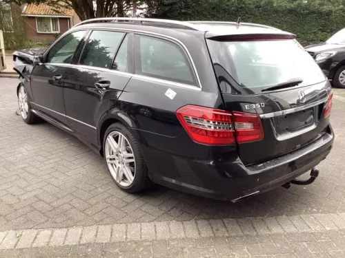 Mercedes  Aandrijfas links-achter 21102201