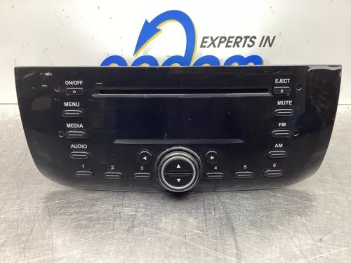 Radio-7878461 (13998023)