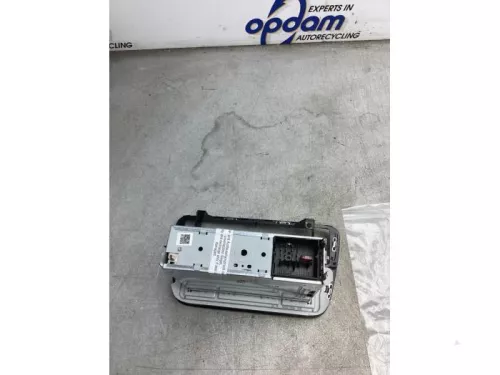 Radio CD Speler-8196683 (21888045)