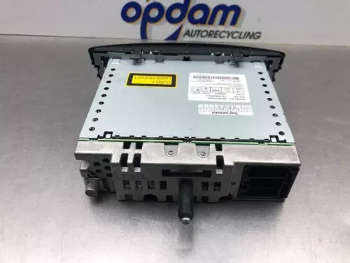 Radio CD Speler-8264902 (21748173)