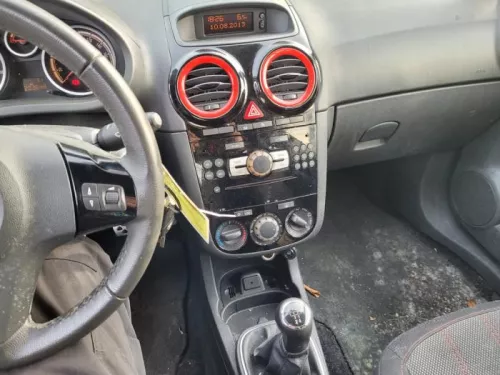 Radio CD Speler-8138464 (20747500)