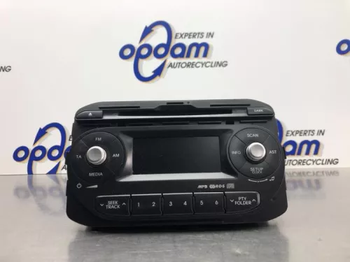 Radio CD Speler-8200579 (20901462)