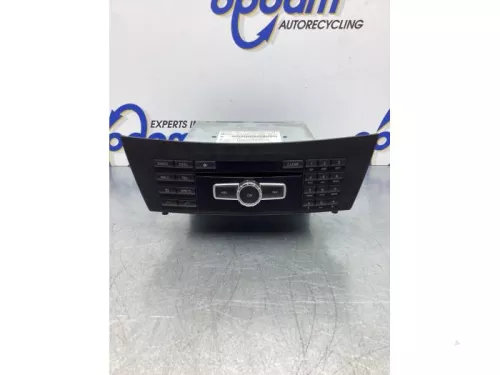Radio CD Speler-7748127 (17190706)