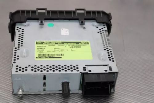 Radio CD Speler-7618682 (15704684)