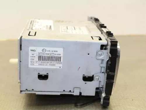 Radio CD Speler-7870872 (6702355)