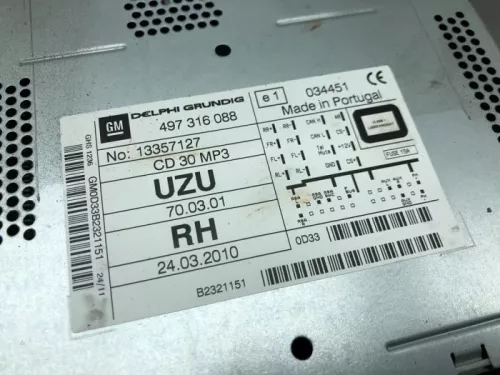 Radio CD Speler-8257227 (21826346)