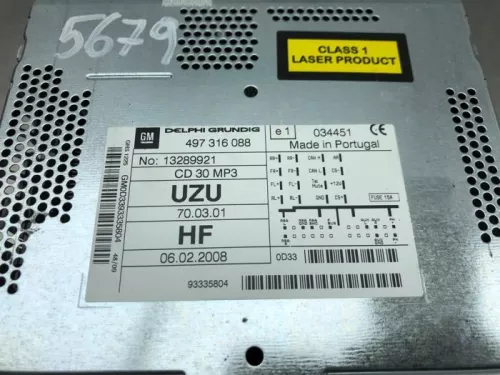 Radio CD Speler-8184789 (20940744)