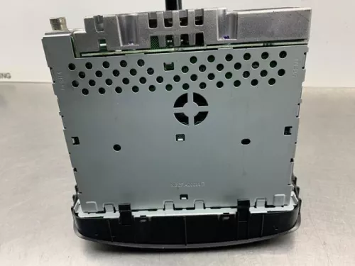 Radio CD Speler-8261472 (21698272)