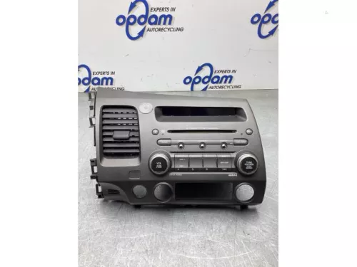 Radio CD Speler-8186930 (22574707)