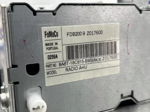 Radio CD Speler-8263377 (22243187)