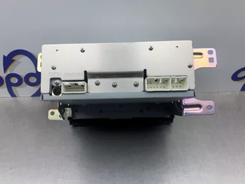 Radio CD Speler-8310562 (22559657)