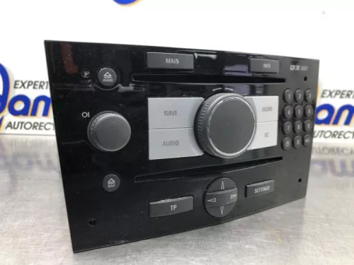 Radio CD Speler-8207878 (21143777)