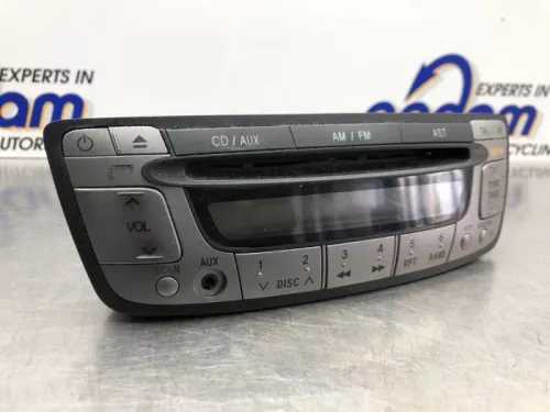Radio CD Speler-8199600 (20943381)