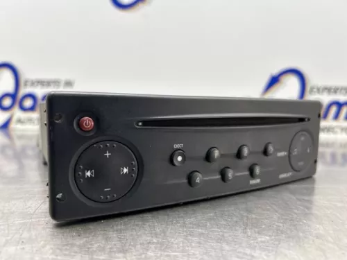 Radio CD Speler-8300875 (22304465)