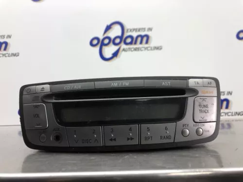 Radio CD Speler-8156943 (20580114)