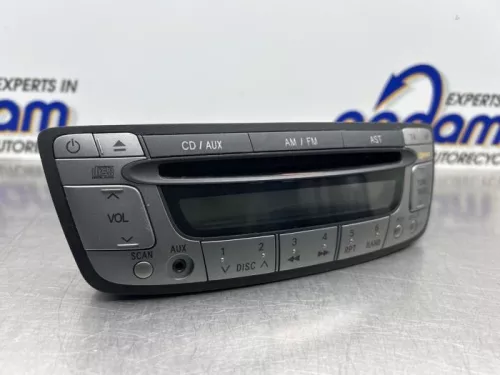 Radio CD Speler-8265725 (21958582)