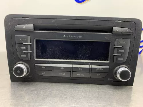 Radio CD Speler-8195867 (21050218)