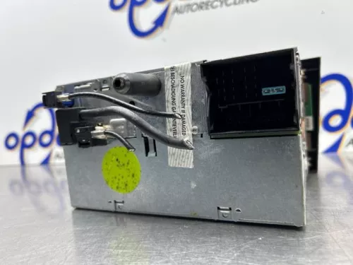 Radio CD Speler-8174298 (21003766)