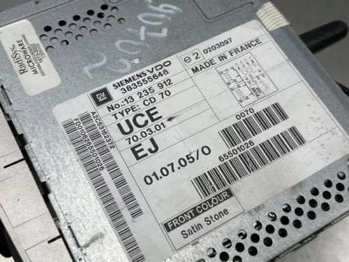 Radio CD Speler-8174298 (21003766)