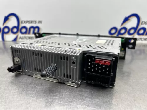Radio CD Speler-8302981 (22359270)