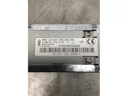 Radio CD Speler-8259960 (21821269)