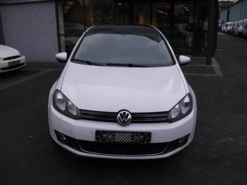 Volkswagen  Aandrijfas links-achter 6235648