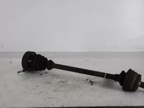 Volkswagen  Aandrijfas links-achter 6174603