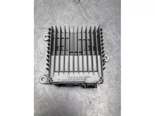 Radio versterker-7862997