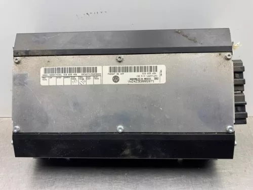 Radio versterker-8157081 (21691534)