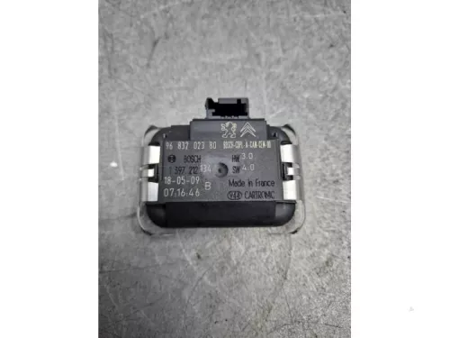 Regensensor-7977487 (21947273)