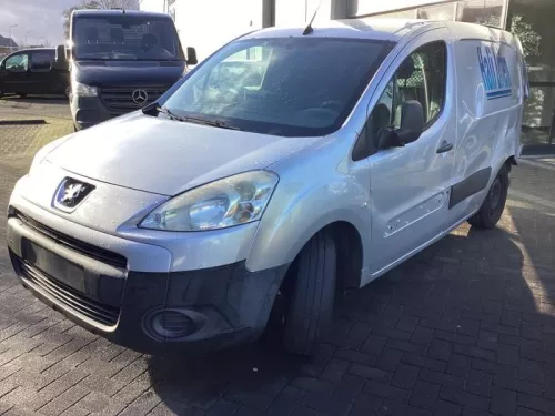 Aandrijfas links-voor-8284327 (22048935)