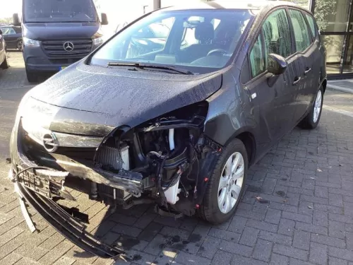 Aandrijfas links-voor-8247799