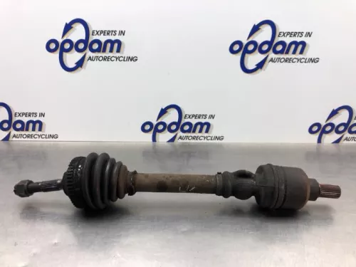 Aandrijfas links-voor Peugeot 3272af 20tp61 Aandrijfas links-voor Peugeot 3272af 20tp61