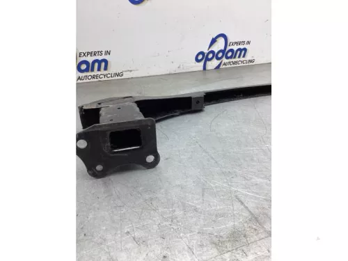 Bumperframe voor-8298616 (22662926)