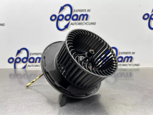Kachel Ventilatiemotor-8238113 (22696617)