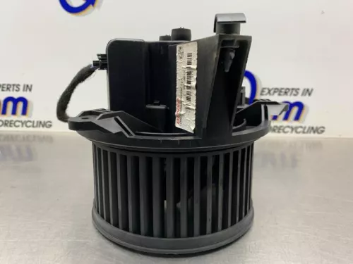 Kachel Ventilatiemotor-8327969 (22678939)