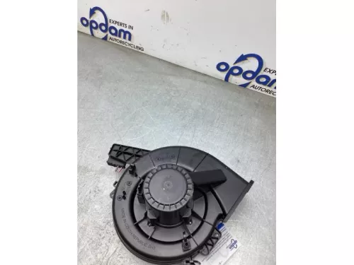 Kachel Ventilatiemotor-8240516 (22689509)