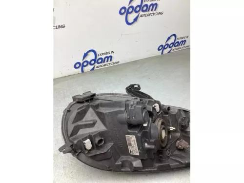 Koplamp links-8314878 (22689064)