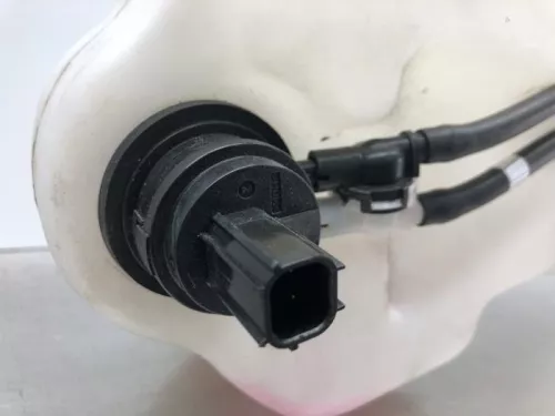 Ruitensproeiertank voor-8093933 (20632534)