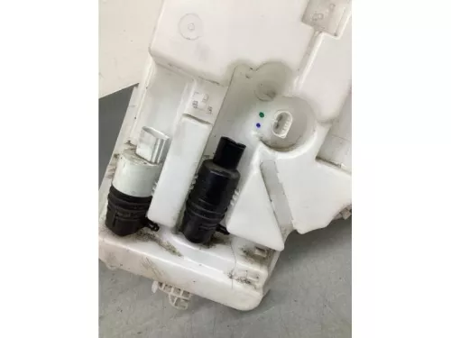 Ruitensproeiertank voor-8175183 (20716729)