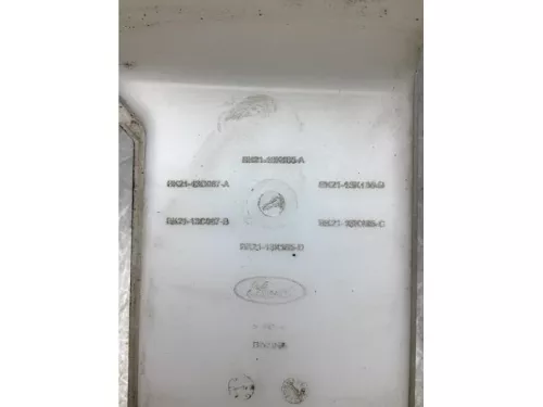 Ruitensproeiertank voor-8131426 (20298492)