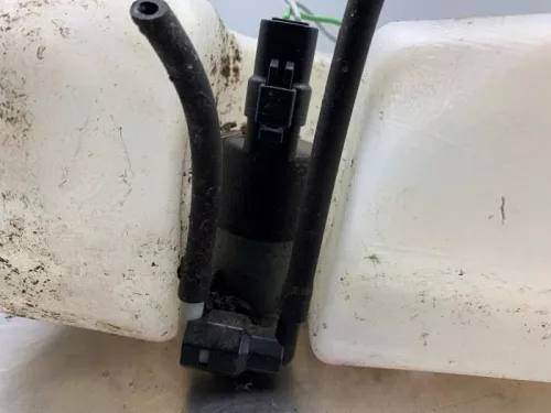 Ruitensproeiertank voor-8232623 (21678693)